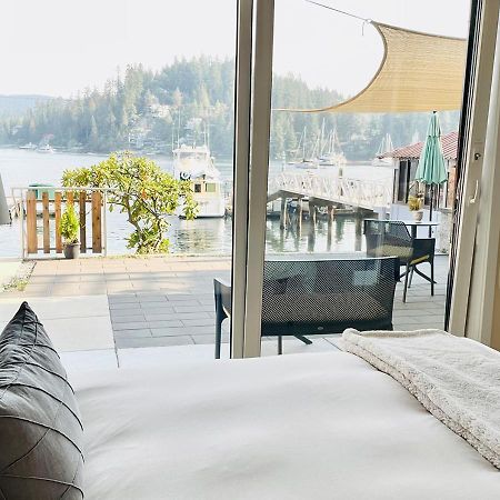 Вилла Oceanfront Zen Северный Ванкувер Экстерьер фото